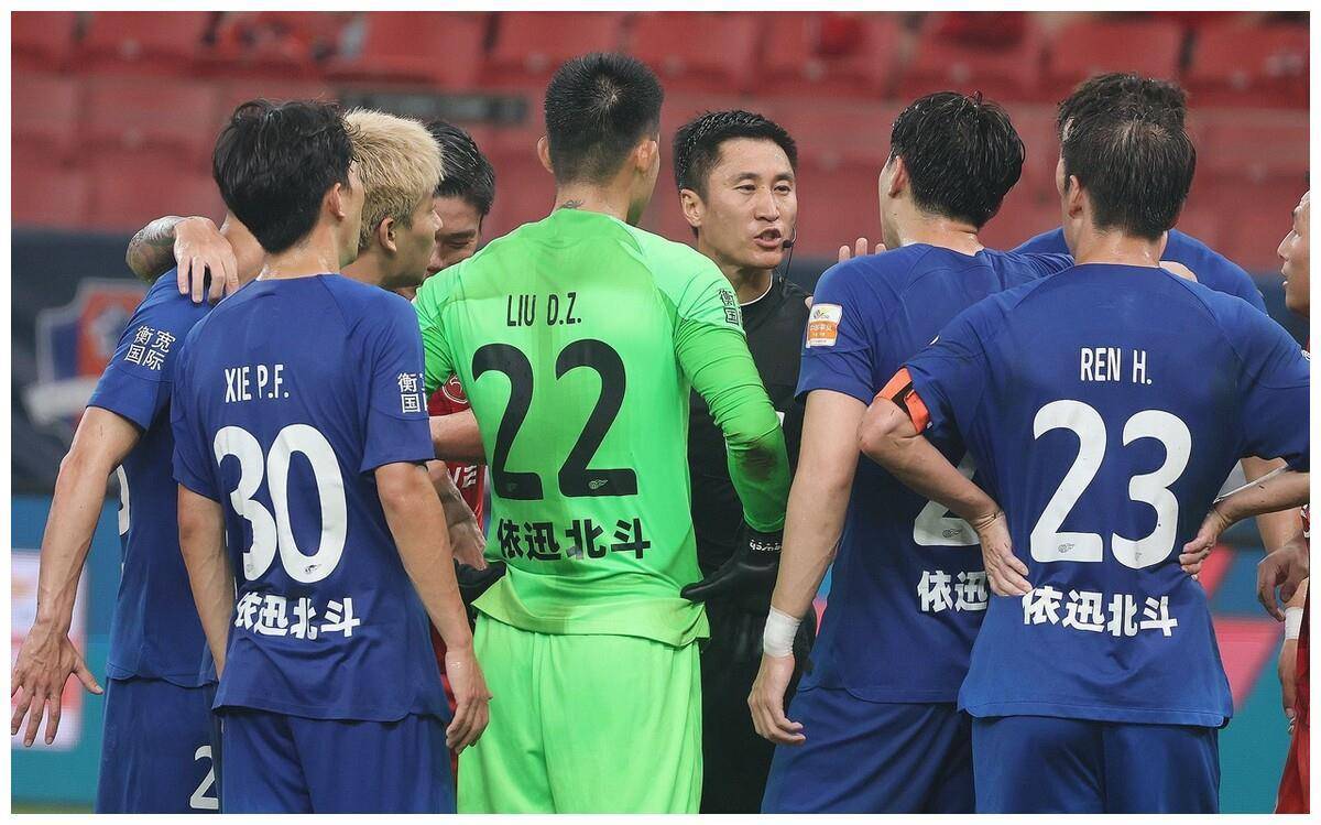 包含拉齐奥客场轻取都灵，继续保持亚冠资格的词条